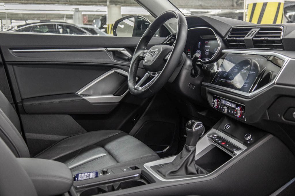 Audi Q3 TECHNIK QUATTRO 19 PCS 2021 à Laval, Québec - 35 - w1024h768px
