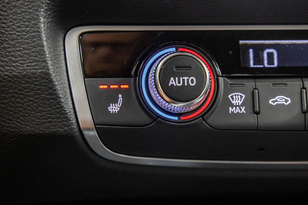Audi Q3 TECHNIK QUATTRO 19 PCS 2021 à Laval, Québec - 26 - w1024h768px