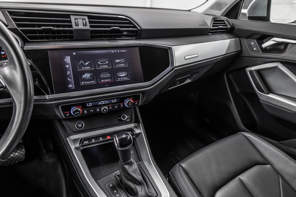 2022 Audi Q3 QUATTRO 45 TFSI KOMFORT in Laval, Quebec - 23 - w1024h768px