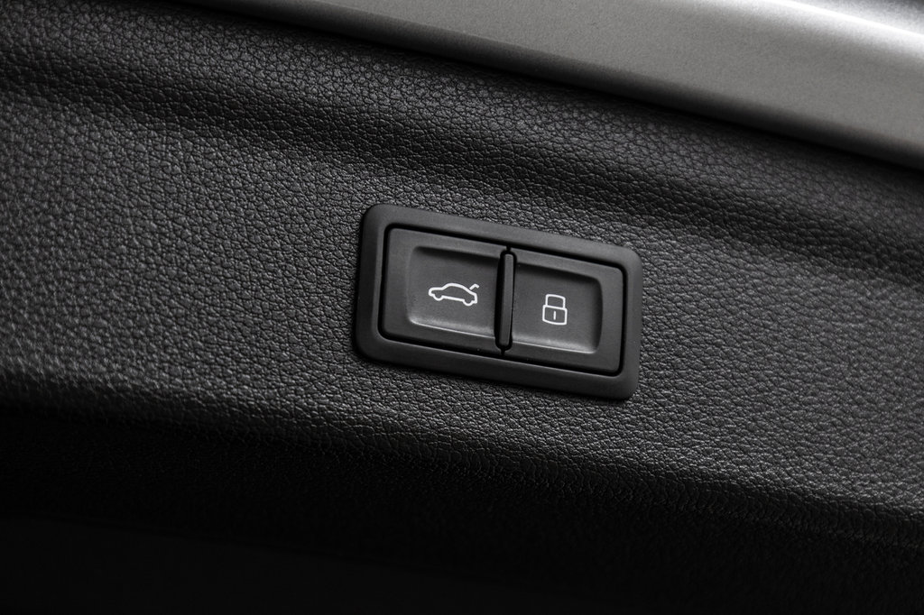 2022 Audi Q3 QUATTRO 45 TFSI KOMFORT in Laval, Quebec - 12 - w1024h768px