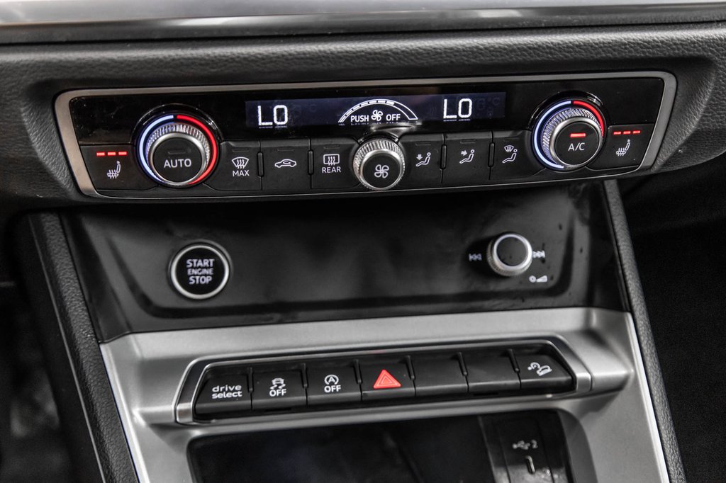 2022 Audi Q3 KOMFORT 45 TFSI QUATTRO in Laval, Quebec - 25 - w1024h768px