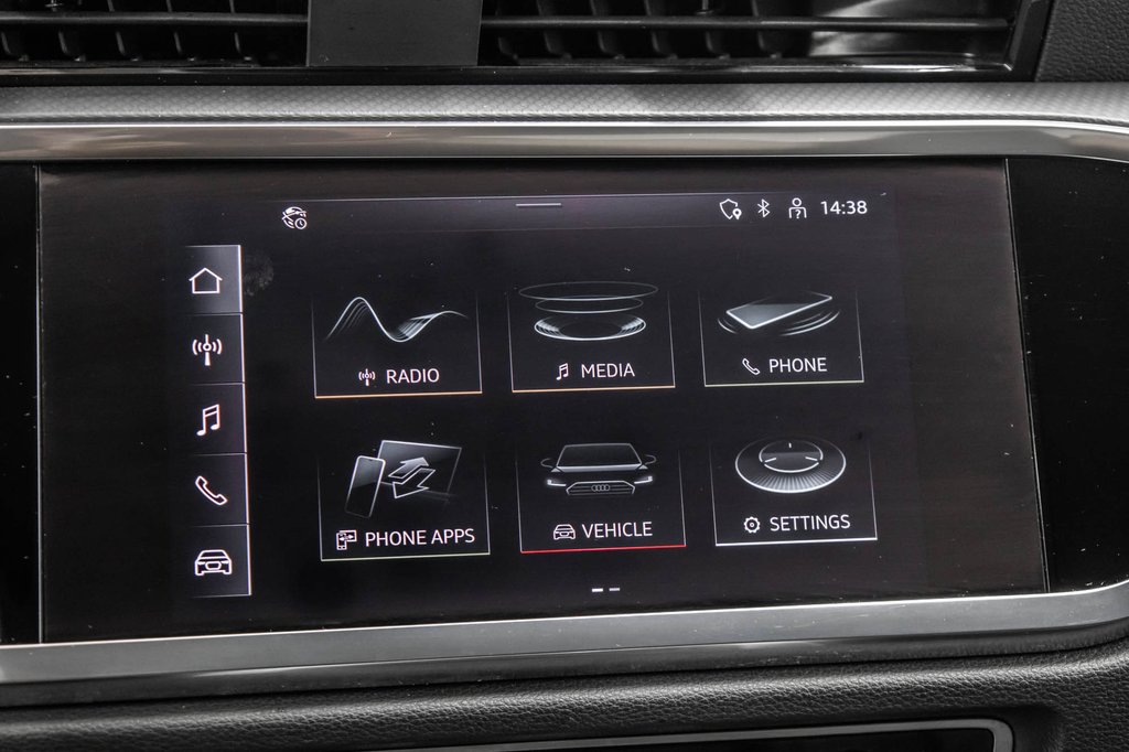 2022 Audi Q3 KOMFORT 45 TFSI QUATTRO in Laval, Quebec - 24 - w1024h768px