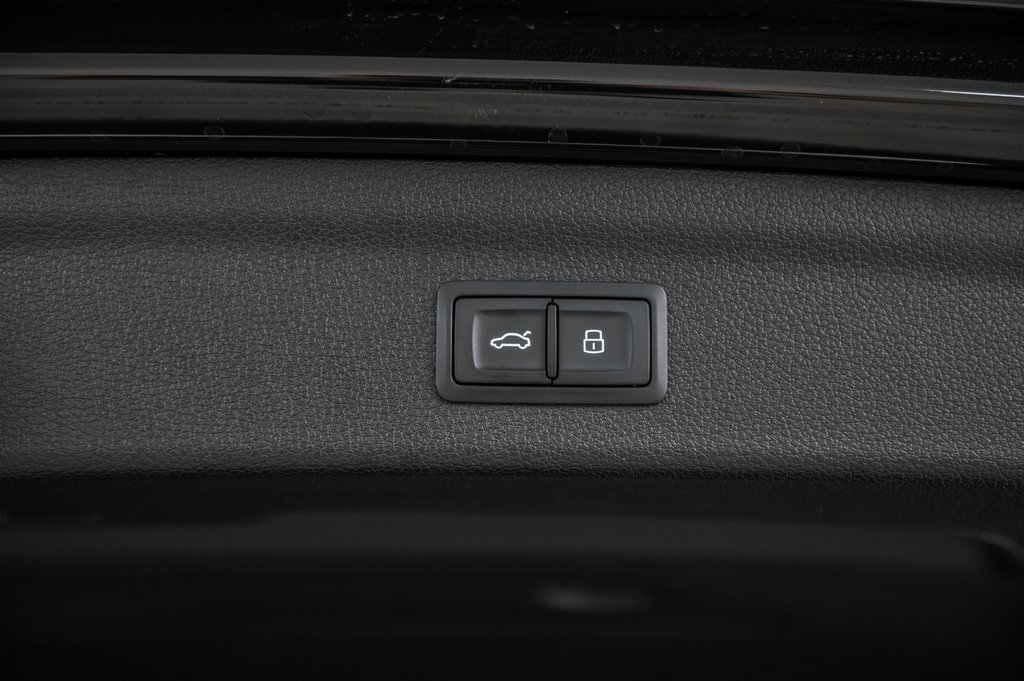 Audi Q3 PPROGRESSIV S-LINE BLACK OPTIC 2022 à Laval, Québec - 13 - w1024h768px