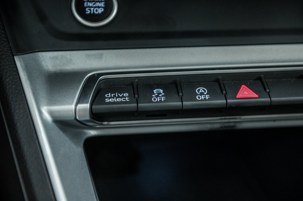 2022 Audi Q3 45TFSI KOMFORT in Laval, Quebec - 25 - w1024h768px
