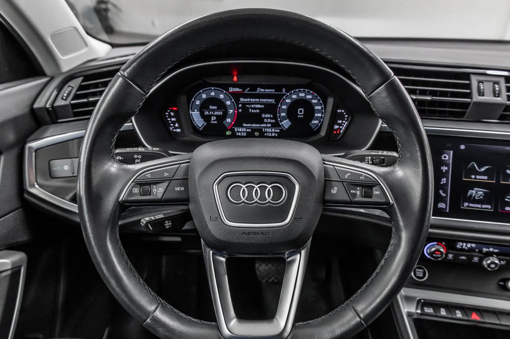 2022 Audi Q3 KOMFORT QUATTRO 45 TFSI in Laval, Quebec - 17 - w1024h768px