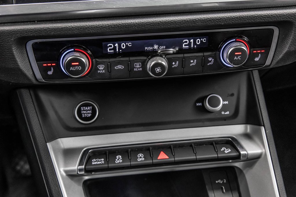 2022 Audi Q3 KOMFORT QUATTRO 45 TFSI in Laval, Quebec - 25 - w1024h768px