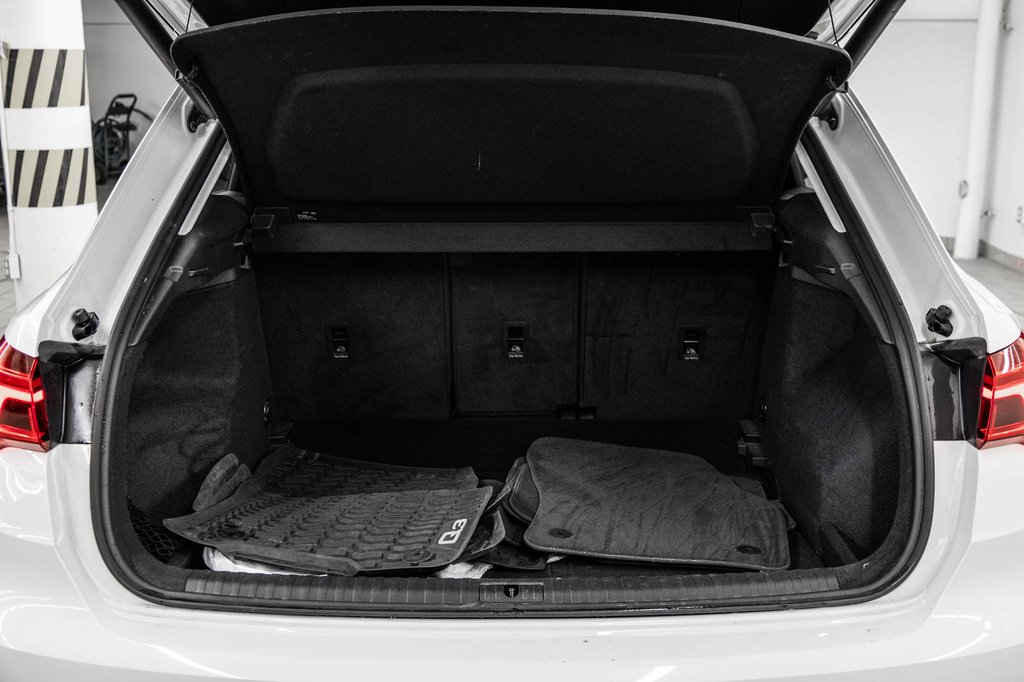 2022 Audi Q3 KOMFORT QUATTRO 45 TFSI in Laval, Quebec - 11 - w1024h768px