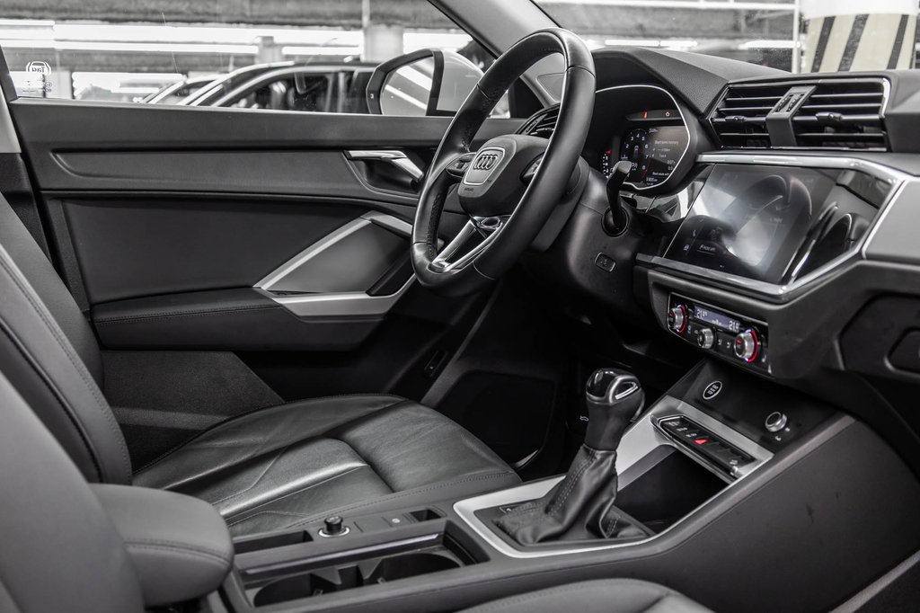 2022 Audi Q3 KOMFORT QUATTRO 45 TFSI in Laval, Quebec - 34 - w1024h768px