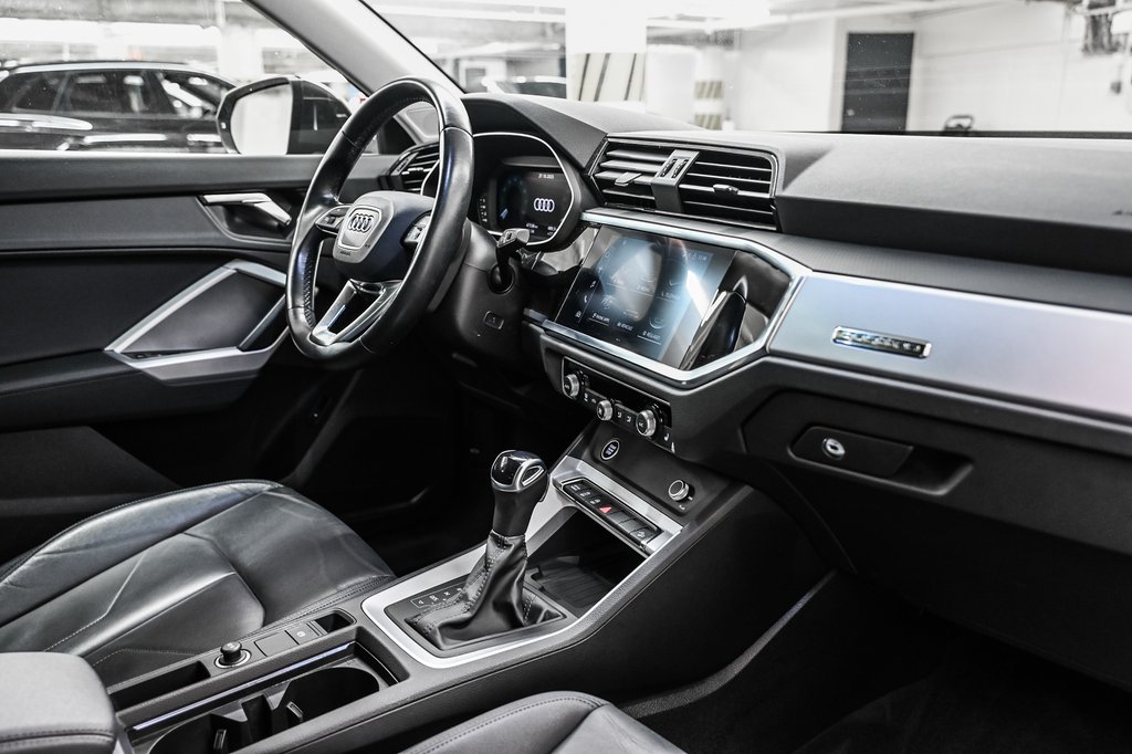 2022 Audi Q3 KOMFORT QUATTRO TECH PKG in Laval, Quebec - 23 - w1024h768px