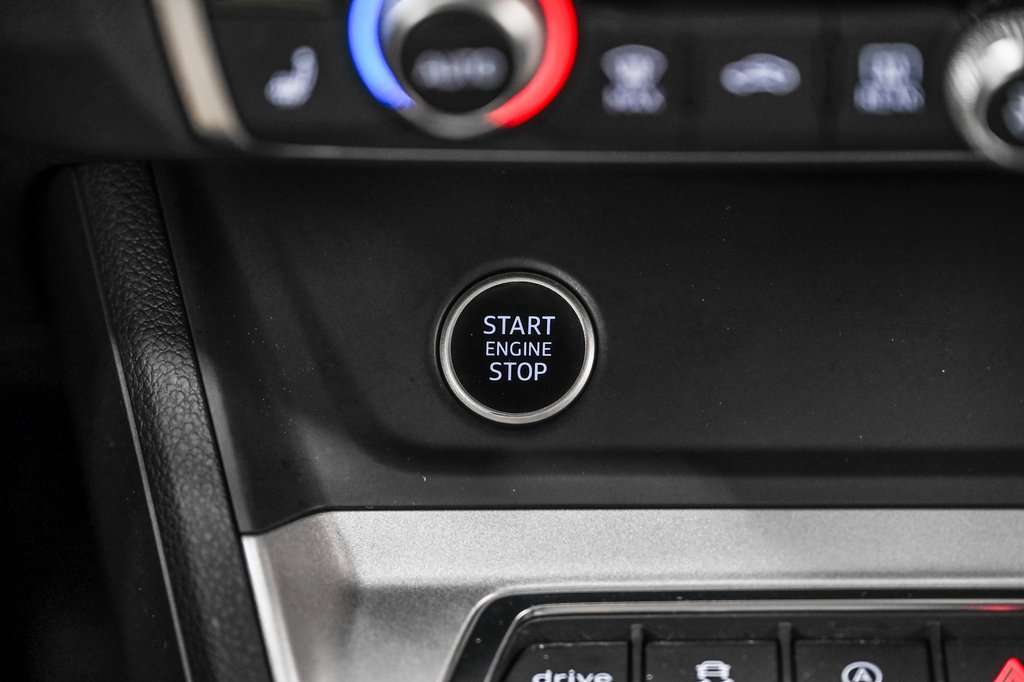 2022 Audi Q3 KOMFORT QUATTRO TECH PKG in Laval, Quebec - 16 - w1024h768px