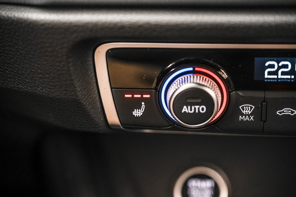 2022 Audi Q3 PROGRESSIV S-LINE BLACK PKG in Laval, Quebec - 15 - w1024h768px