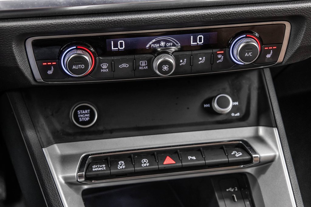 2022 Audi Q3 KOMFORT QUATTRO VORSPRUNG in Laval, Quebec - 25 - w1024h768px