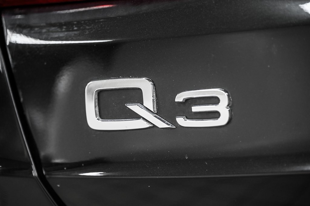 2022 Audi Q3 PROGRESSIV S-LINE BLACK OPTIC 20 PCS in Laval, Quebec - 7 - w1024h768px