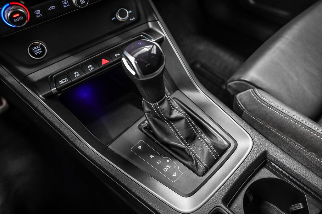 2022 Audi Q3 PROGRESSIV S-LINE BLACK OPTIC 20 PCS in Laval, Quebec - 14 - w1024h768px