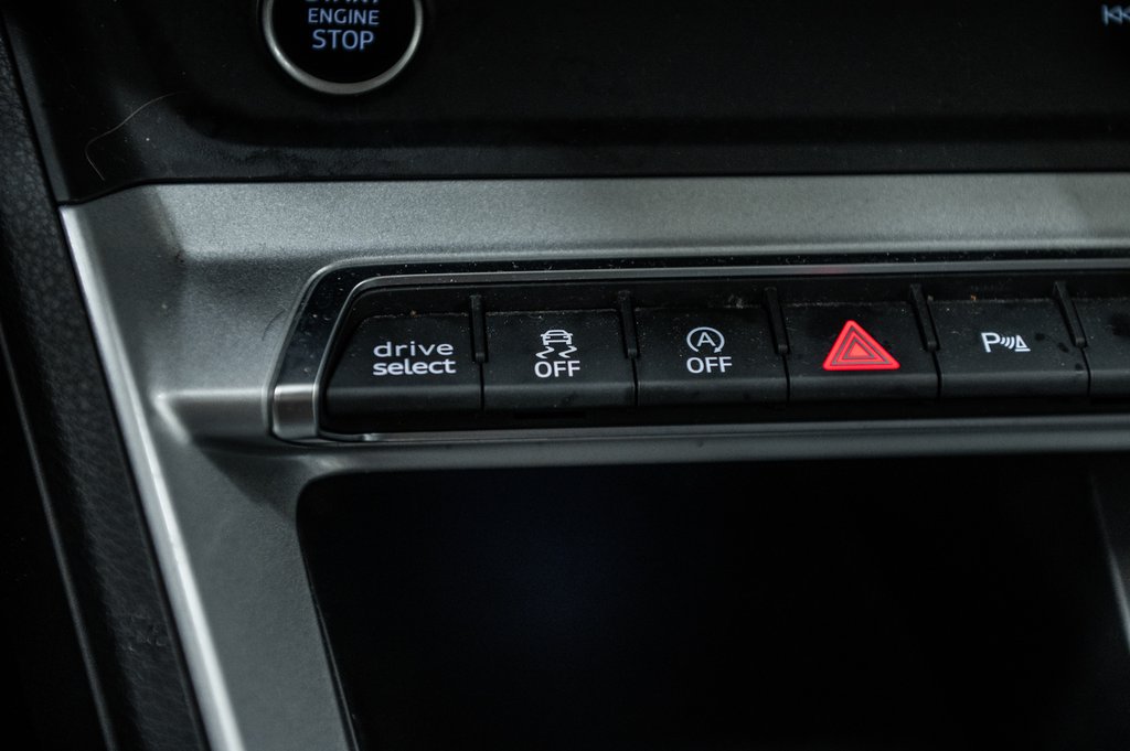 2022 Audi Q3 KOMFORT QUATTRO in Laval, Quebec - 25 - w1024h768px