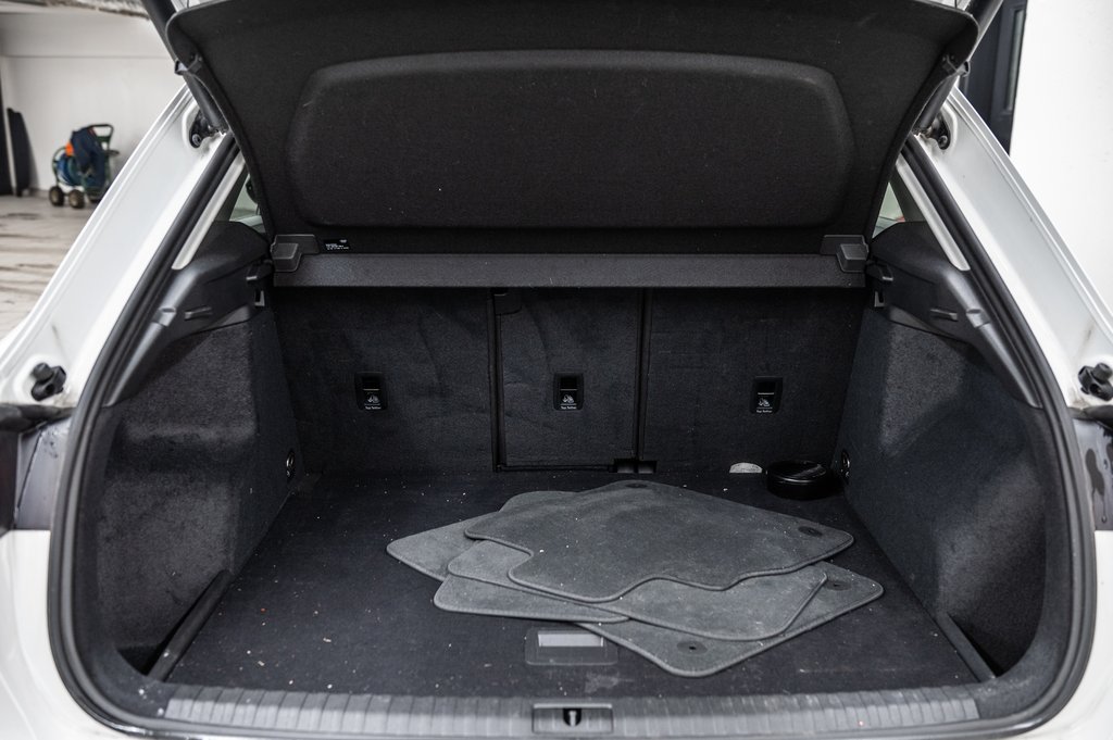 2022 Audi Q3 KOMFORT QUATTRO in Laval, Quebec - 11 - w1024h768px