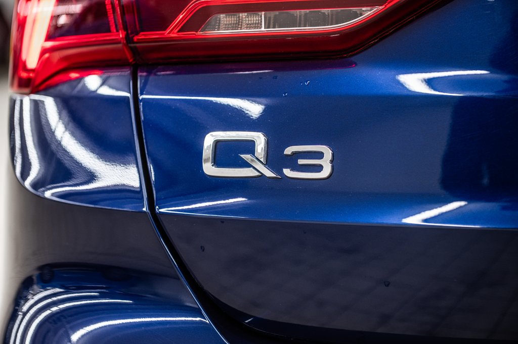 2022 Audi Q3 KOMFORT VORSPRUNG EDITION 19 PCS in Laval, Quebec - 9 - w1024h768px