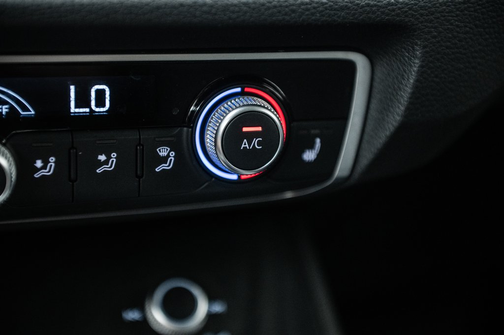 2022 Audi Q3 Komfort QUATTRO 45TFSI in Laval, Quebec - 23 - w1024h768px