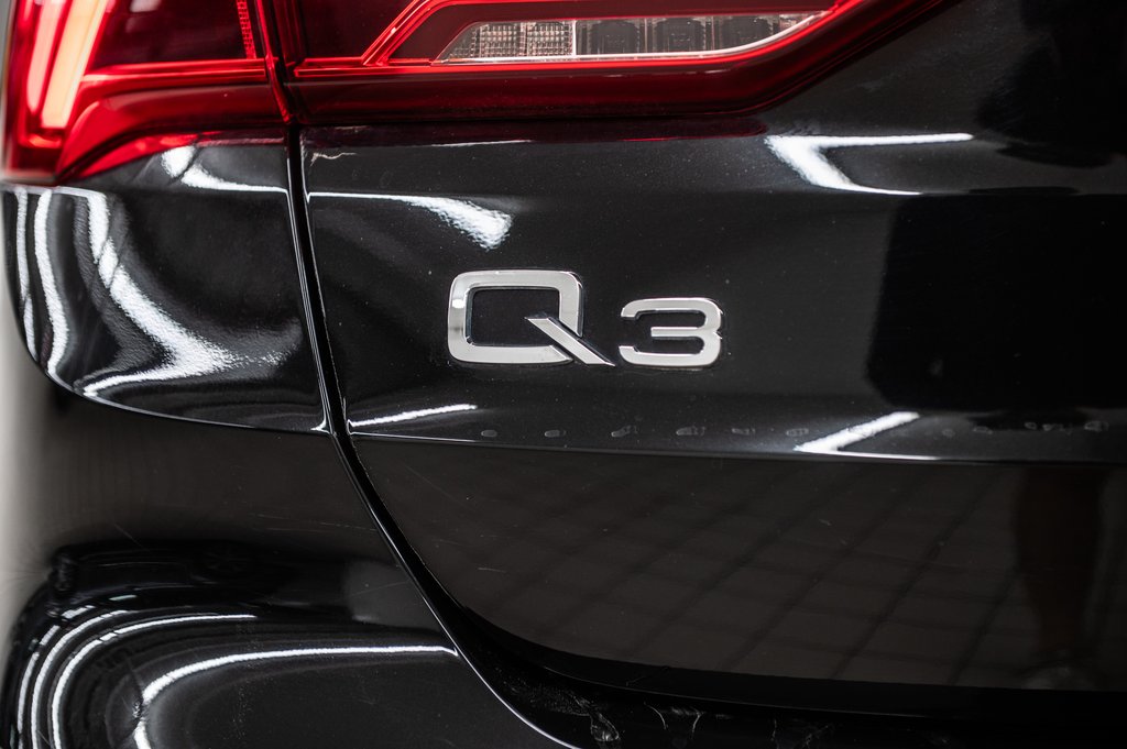 2022 Audi Q3 Komfort QUATTRO 45TFSI in Laval, Quebec - 9 - w1024h768px
