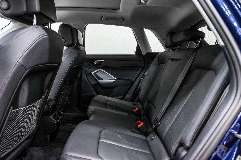 2022 Audi Q3 KOMFORT QUATTRO 45TFSI in Laval, Quebec - 21 - w1024h768px