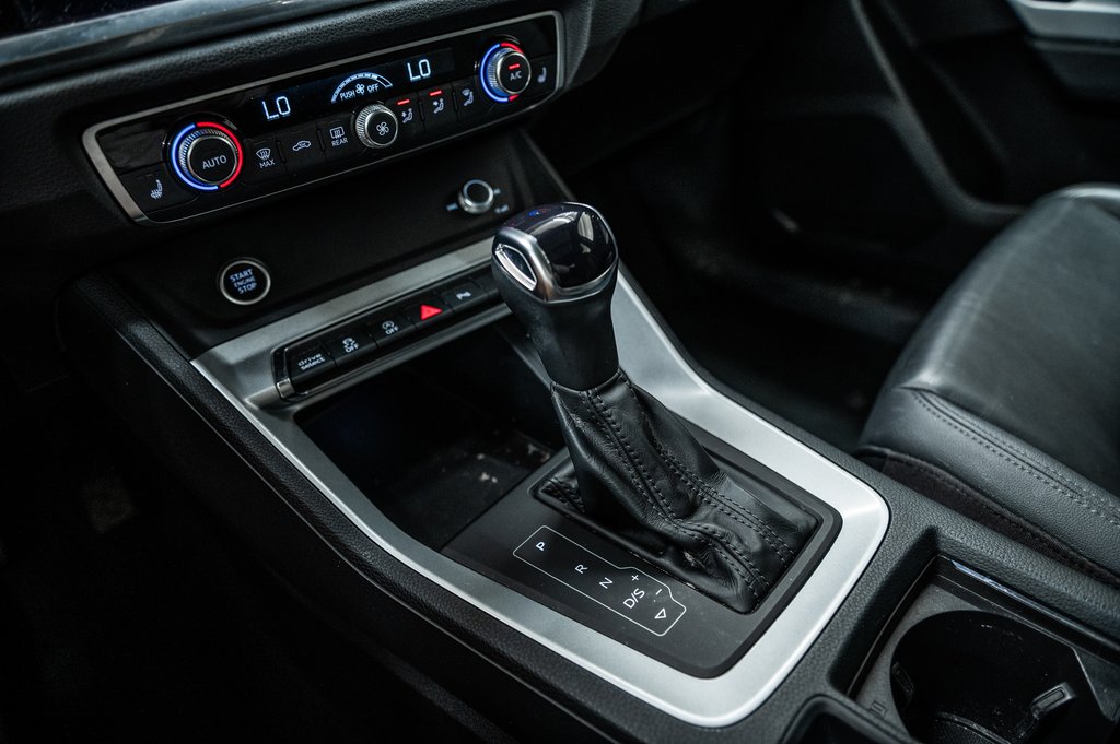 Audi Q3 Komfort 45 PANO CUIR CAMÉRA CANADA PACKAGE 2022 à Laval, Québec - 26 - w1024h768px