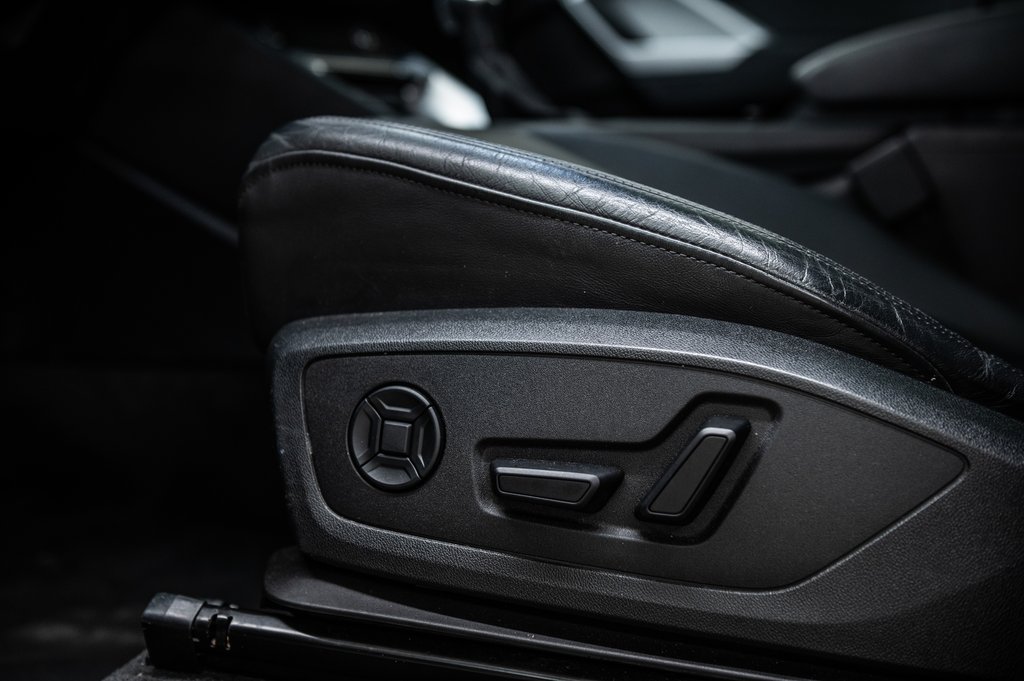 Audi Q3 Komfort 45 PANO CUIR CAMÉRA CANADA PACKAGE 2022 à Laval, Québec - 15 - w1024h768px