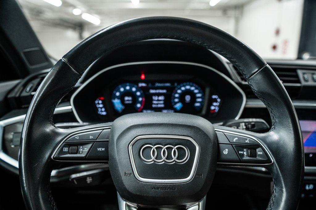 Audi Q3 Komfort 45 PANO CUIR CAMÉRA CANADA PACKAGE 2022 à Laval, Québec - 17 - w1024h768px
