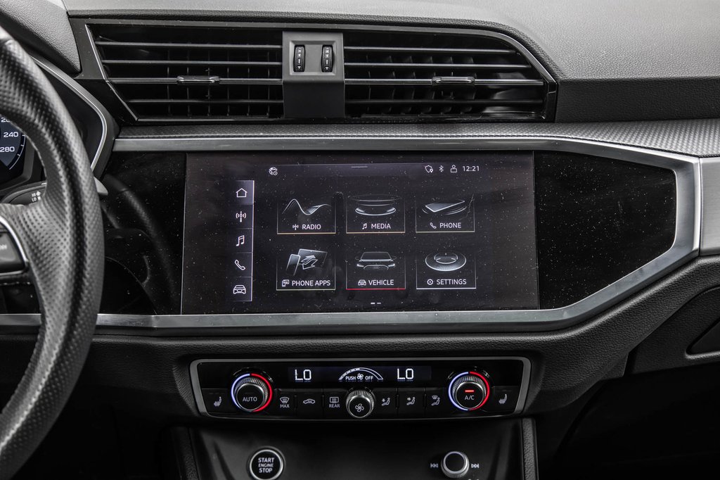 2022 Audi Q3 PROGRESSIV S-LINE BLACK PKG 20 PCS in Laval, Quebec - 34 - w1024h768px