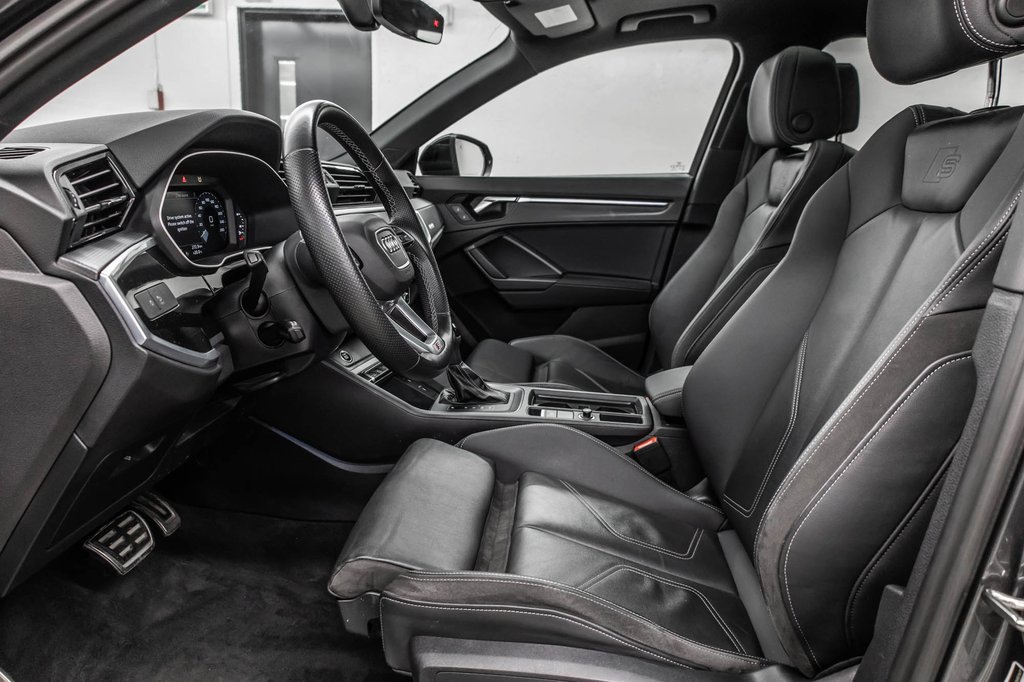 2022 Audi Q3 PROGRESSIV S-LINE BLACK PKG 20 PCS in Laval, Quebec - 15 - w1024h768px