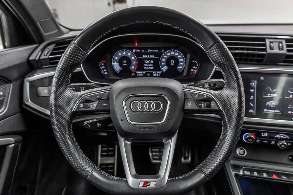 2022 Audi Q3 PROGRESSIV S-LINE BLACK PKG 20 PCS in Laval, Quebec - 17 - w1024h768px