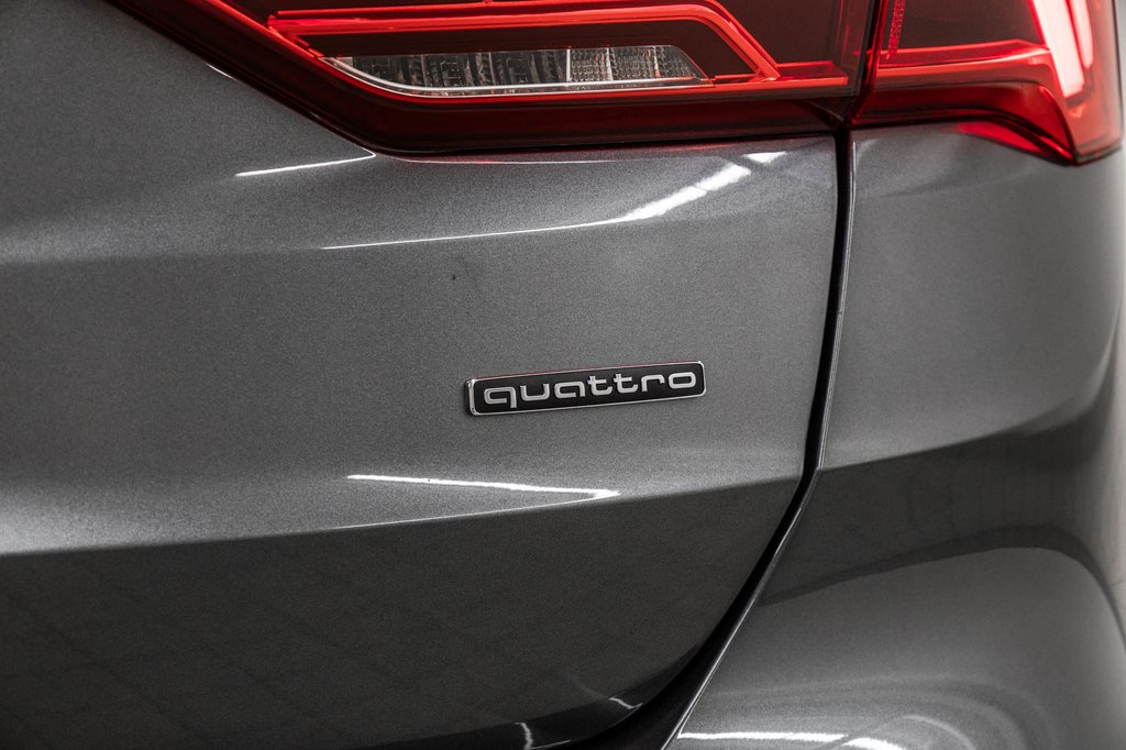 2022 Audi Q3 PROGRESSIV S-LINE BLACK PKG 20 PCS in Laval, Quebec - 10 - w1024h768px
