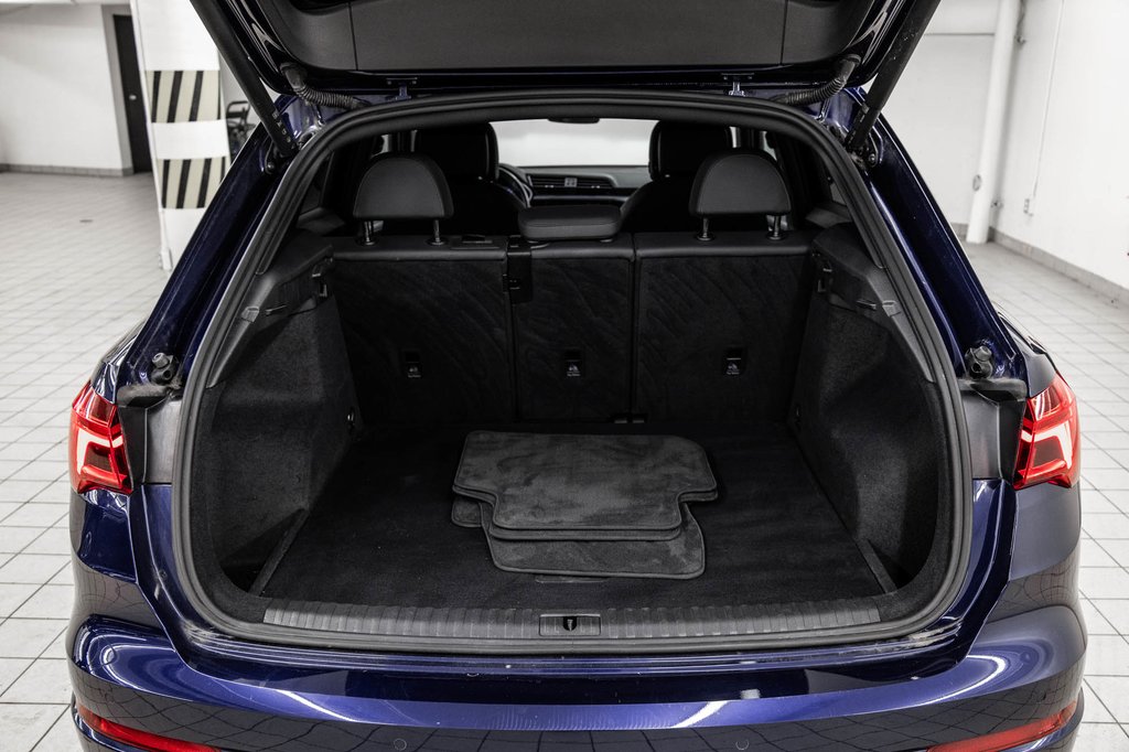 Audi Q3 Komfort 45 VORSPRUNG PANO CUIR CAMÉRA BAS KM!! 2022 à Laval, Québec - 11 - w1024h768px