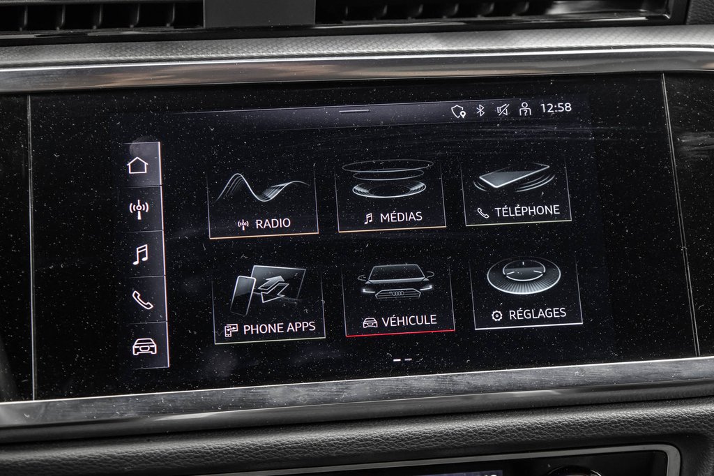 Audi Q3 Komfort 45 VORSPRUNG PANO CUIR CAMÉRA BAS KM!! 2022 à Laval, Québec - 23 - w1024h768px