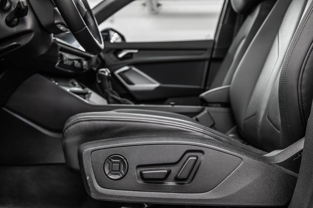 Audi Q3 Komfort 45 VORSPRUNG PANO CUIR CAMÉRA BAS KM!! 2022 à Laval, Québec - 14 - w1024h768px