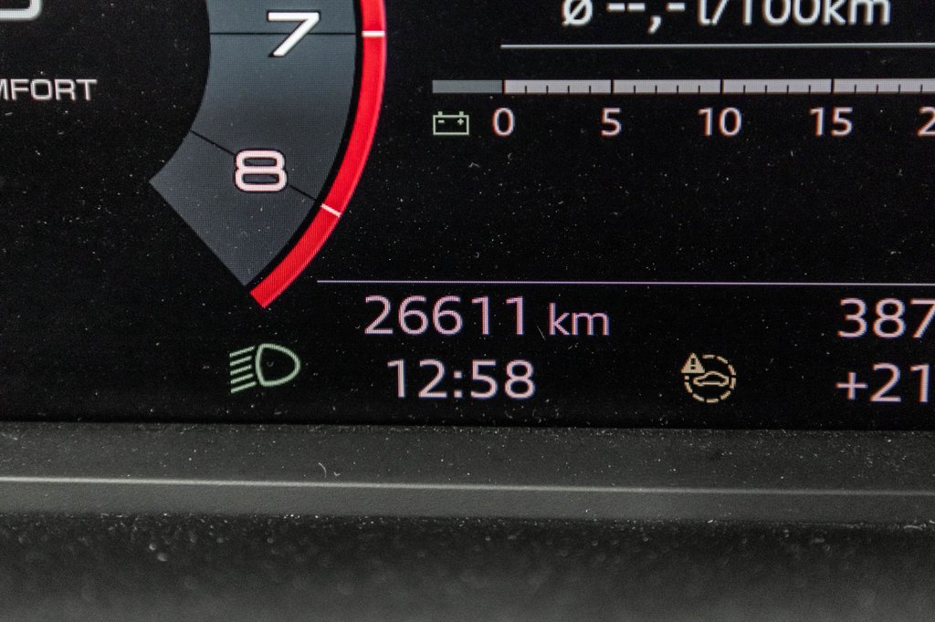 Audi Q3 Komfort 45 VORSPRUNG PANO CUIR CAMÉRA BAS KM!! 2022 à Laval, Québec - 19 - w1024h768px