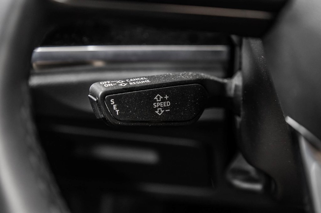 Audi Q3 Komfort 45 VORSPRUNG PANO CUIR CAMÉRA BAS KM!! 2022 à Laval, Québec - 21 - w1024h768px