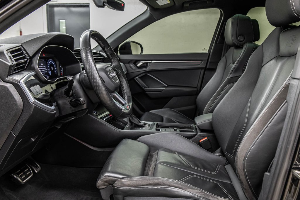 2022 Audi Q3 PROGRESSIV S-LINE BLACK OPTIC in Laval, Quebec - 15 - w1024h768px