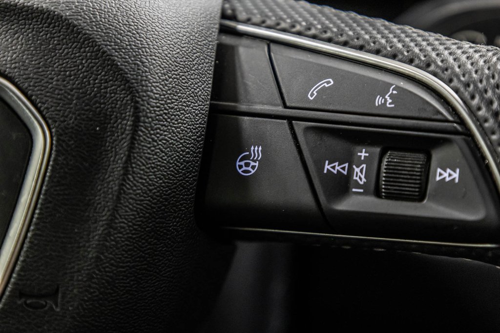 2022 Audi Q3 PROGRESSIV S-LINE BLACK OPTIC in Laval, Quebec - 20 - w1024h768px