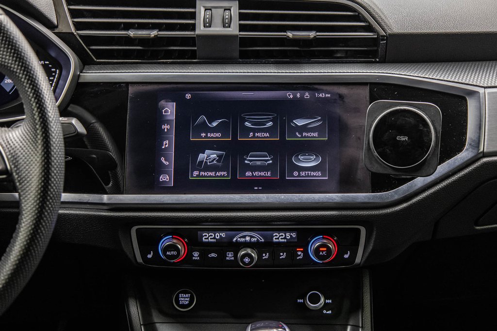 2022 Audi Q3 PROGRESSIV S-LINE BLACK OPTIC in Laval, Quebec - 32 - w1024h768px