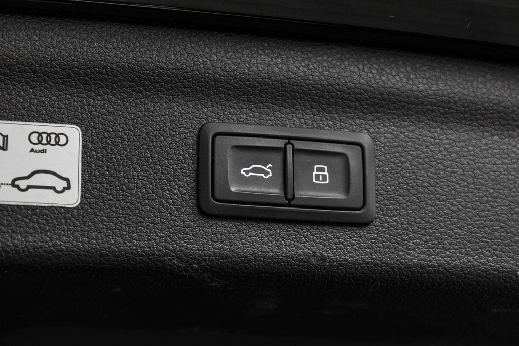 Audi Q3 PROGRESSIV S-LINE BLACK PKG 2022 à Laval, Québec - 12 - w1024h768px
