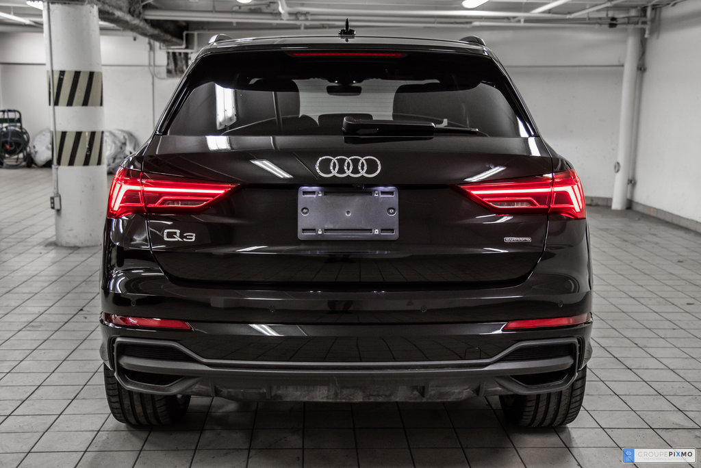 2023  Q3 TECHNIK S-LINE BLACK OPTIC in Laval, Quebec - 8 - w1024h768px