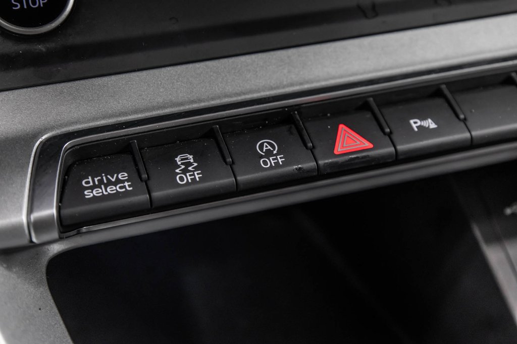 2023 Audi Q3 KOMFORT VORSPRUNG EDITION in Laval, Quebec - 27 - w1024h768px