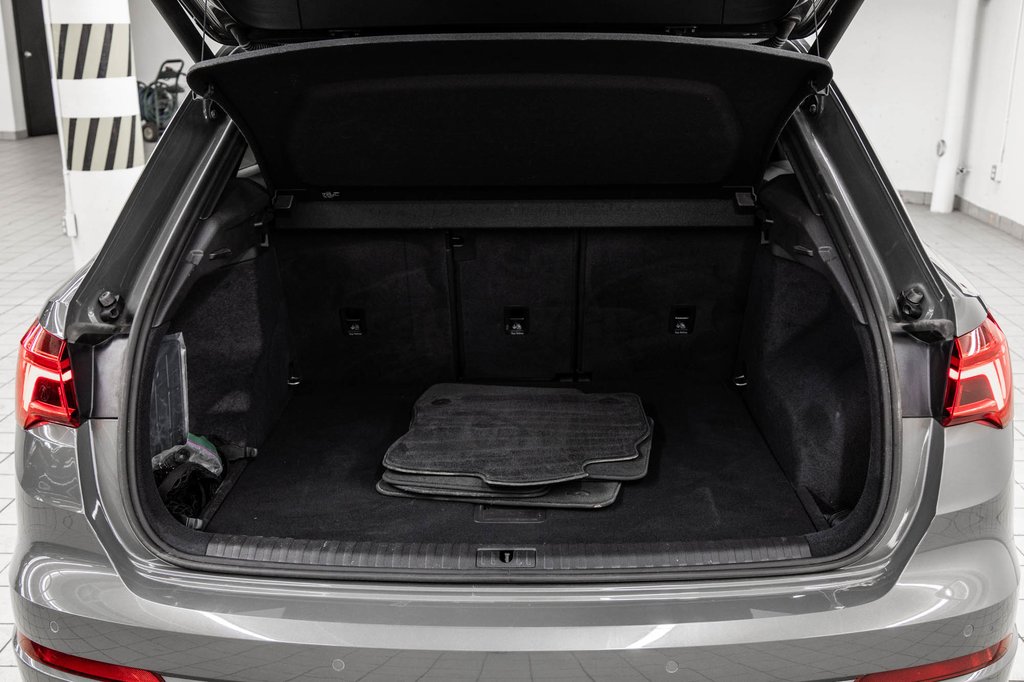 2023 Audi Q3 KOMFORT VORSPRUNG EDITION in Laval, Quebec - 11 - w1024h768px