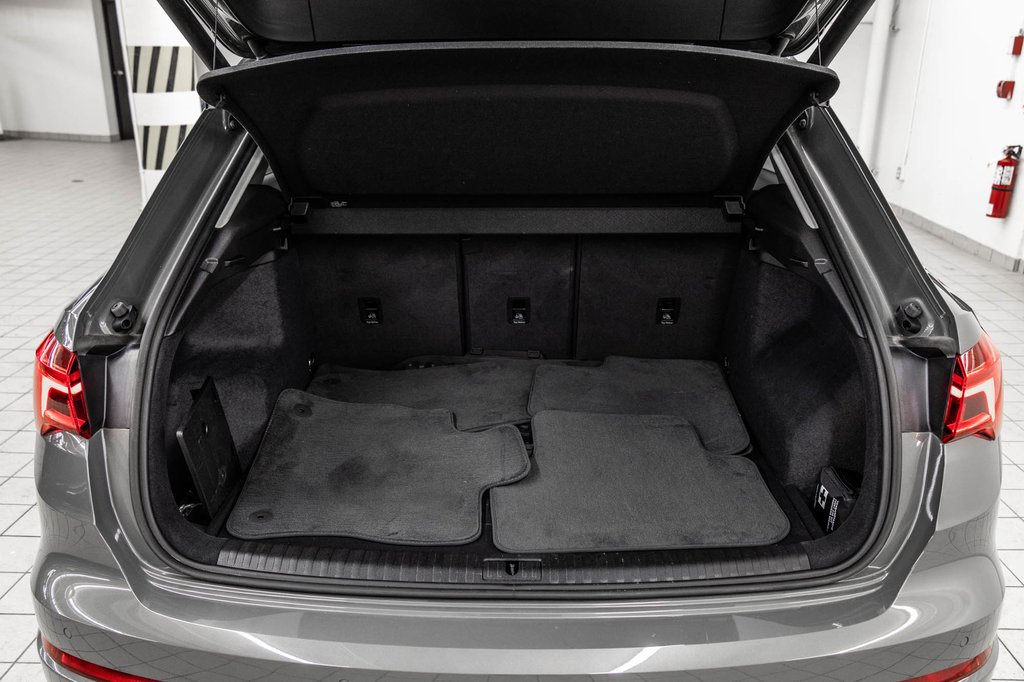 2023 Audi Q3 KOMFORT QUATTRO 45 TFSI in Laval, Quebec - 11 - w1024h768px