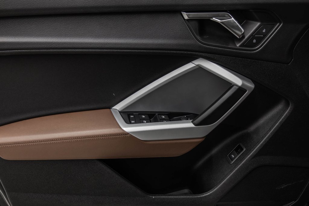 2023 Audi Q3 KOMFORT VORSPRUNG EDITION in Laval, Quebec - 13 - w1024h768px