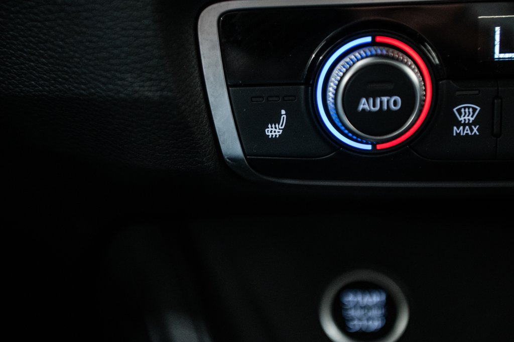 2023 Audi Q3 45TFSI PROGRESSIV S-LINE BLACK OPTICS, 20PCS in Laval, Quebec - 23 - w1024h768px