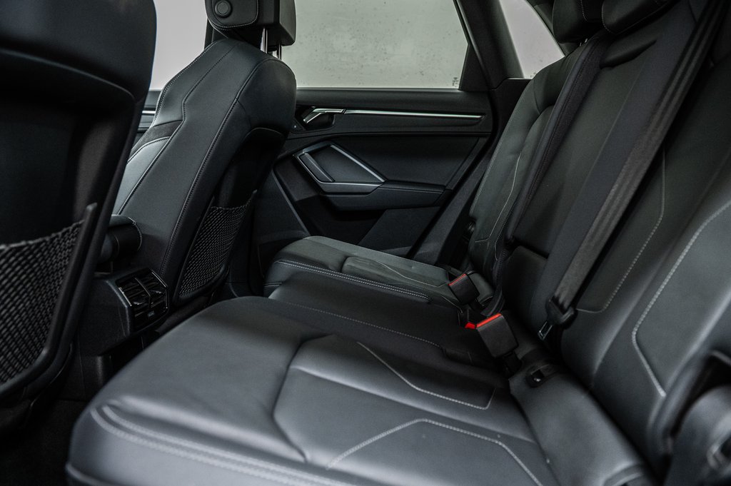 2023 Audi Q3 45TFSI PROGRESSIV S-LINE BLACK OPTICS, 20PCS in Laval, Quebec - 28 - w1024h768px