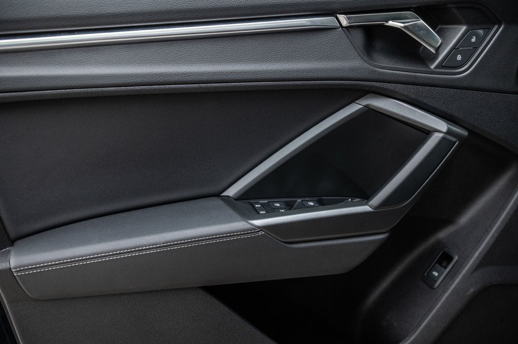2023 Audi Q3 45TFSI PROGRESSIV S-LINE BLACK OPTICS, 20PCS in Laval, Quebec - 14 - w1024h768px