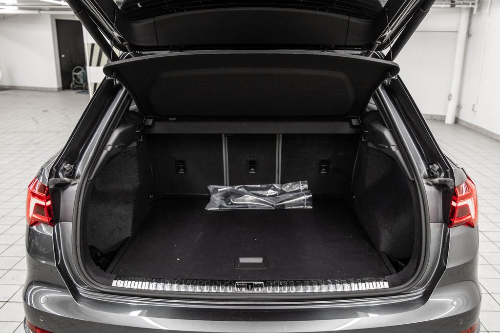 Audi Q3 PROGRESSIV S-LINE 2023 à Laval, Québec - 11 - w1024h768px