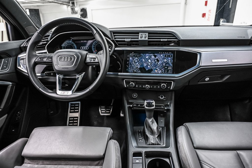 2023 Audi Q3 TECHNIK S-LINE QUATTRO 19 PCS in Laval, Quebec - 25 - w1024h768px